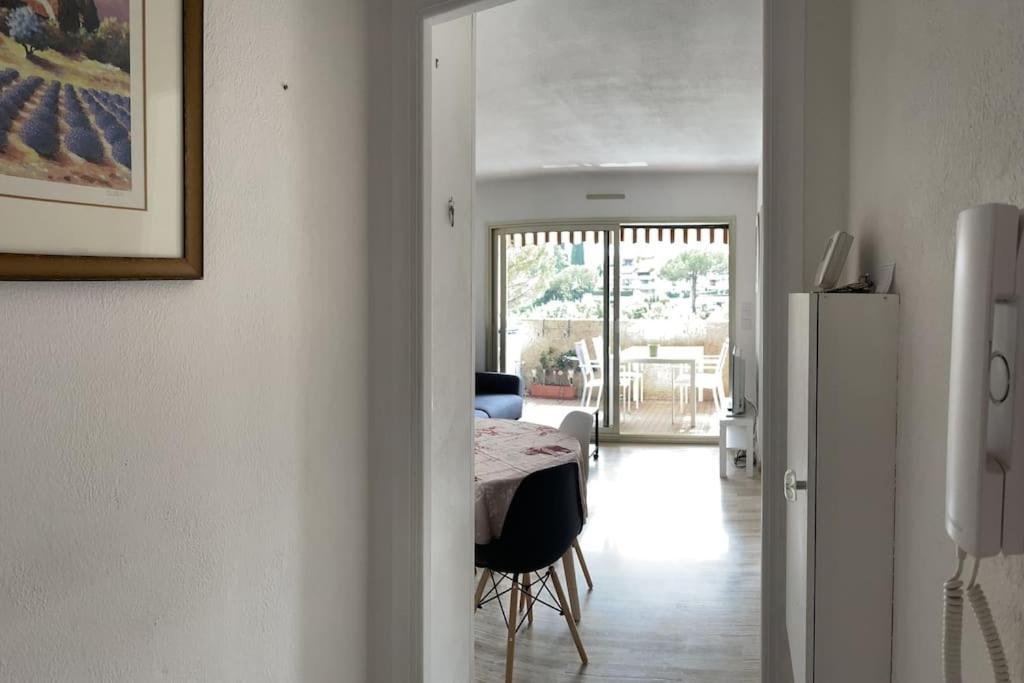 Appartement 2 Pieces 6Mn A Pied Du Centre Vence Exterior foto